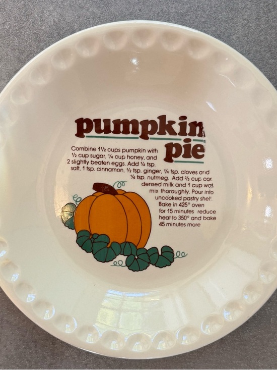 unknown Other - Pumpkin Pie Ceramic Baking Dish - Cream with Orange & Green